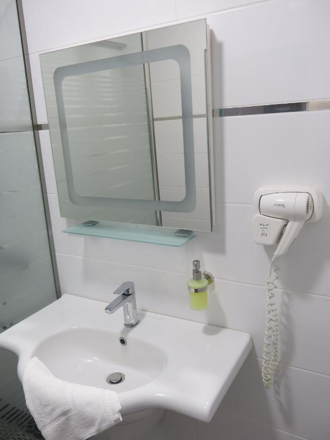 Family Hotel Albizia Beach Βάρνα Εξωτερικό φωτογραφία