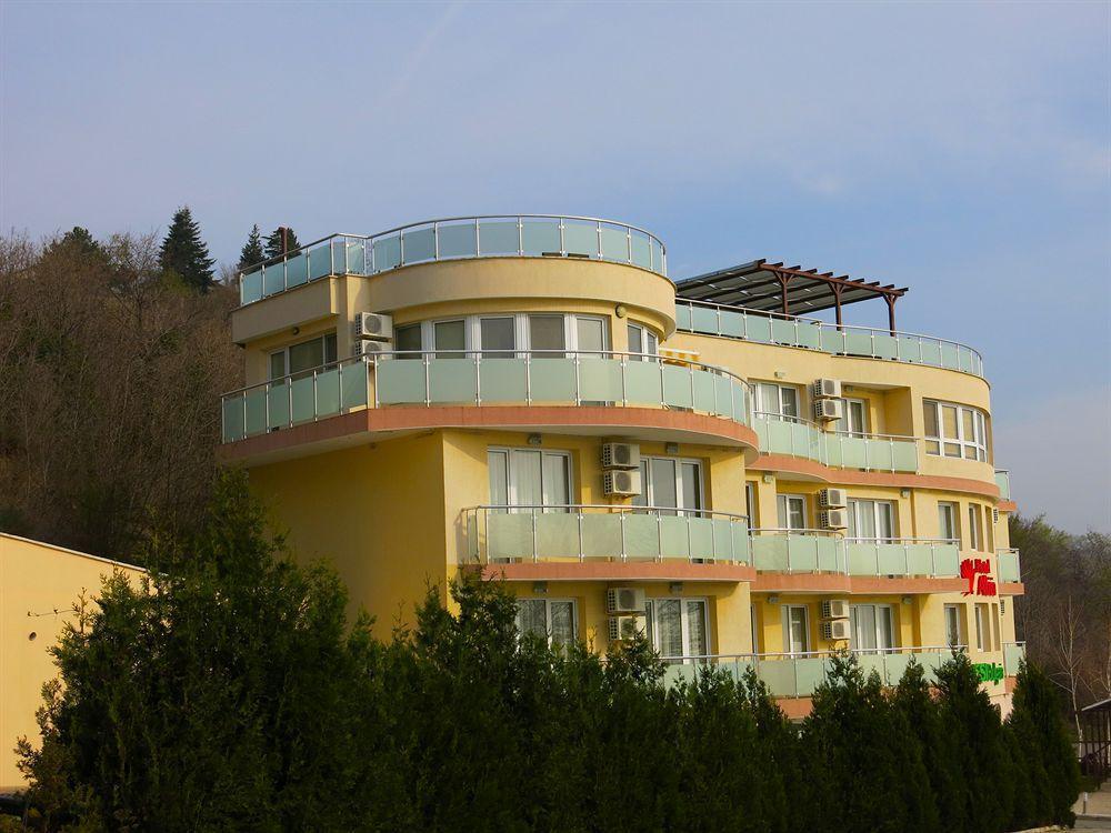 Family Hotel Albizia Beach Βάρνα Εξωτερικό φωτογραφία