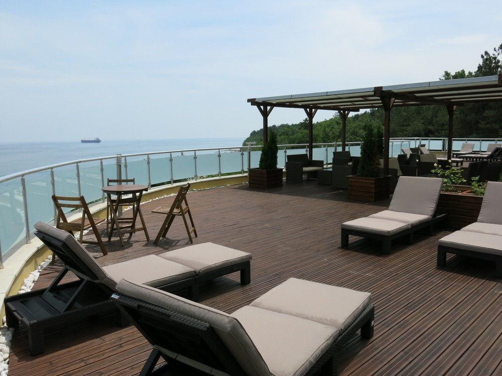 Family Hotel Albizia Beach Βάρνα Εξωτερικό φωτογραφία